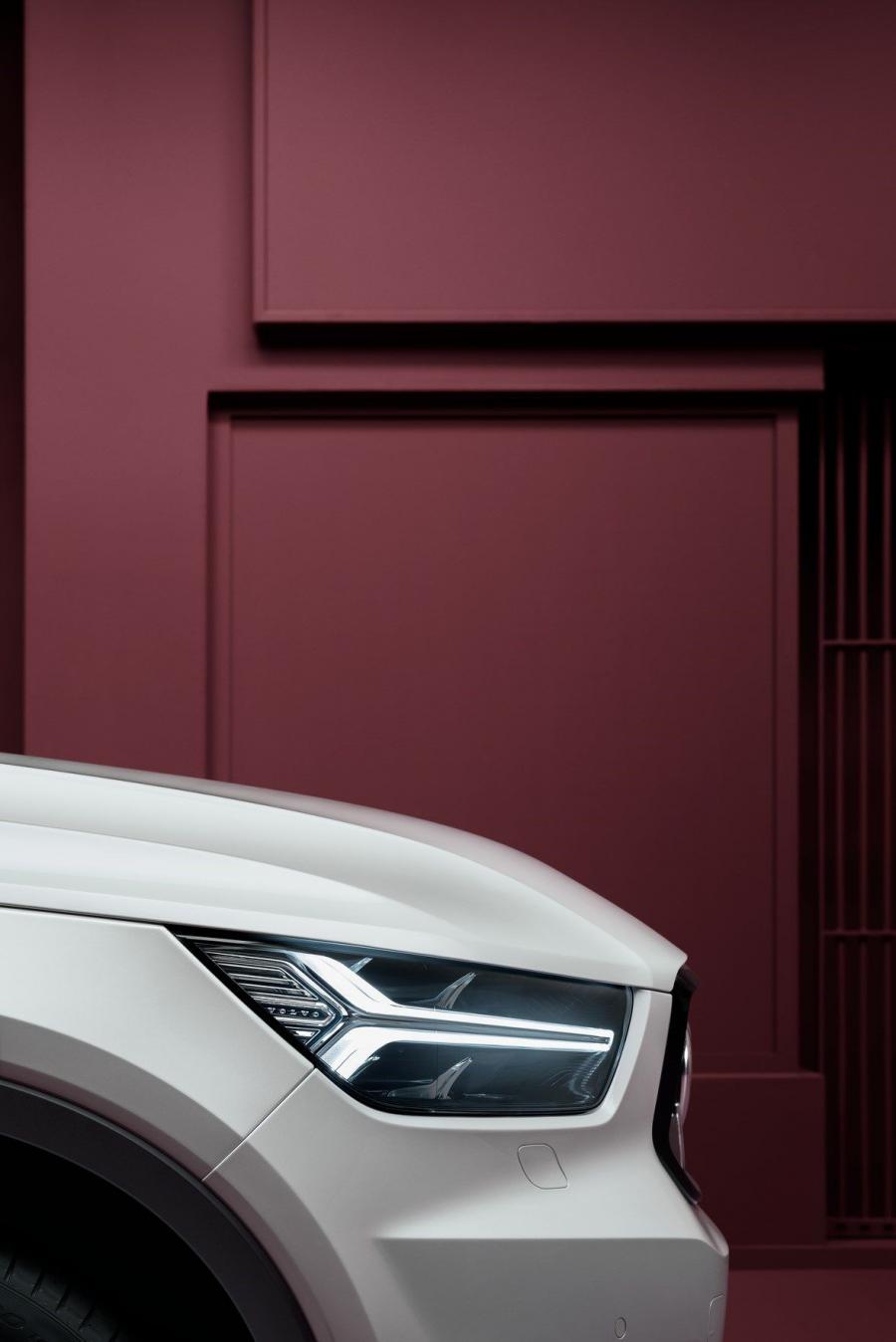Детали экстерьера Volvo XC40 T5 R-Design 2017 года  (WW) (фото 6 из 68)
